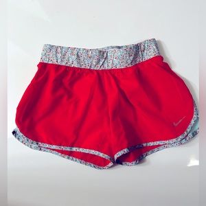 Youth Nike Shorts, L